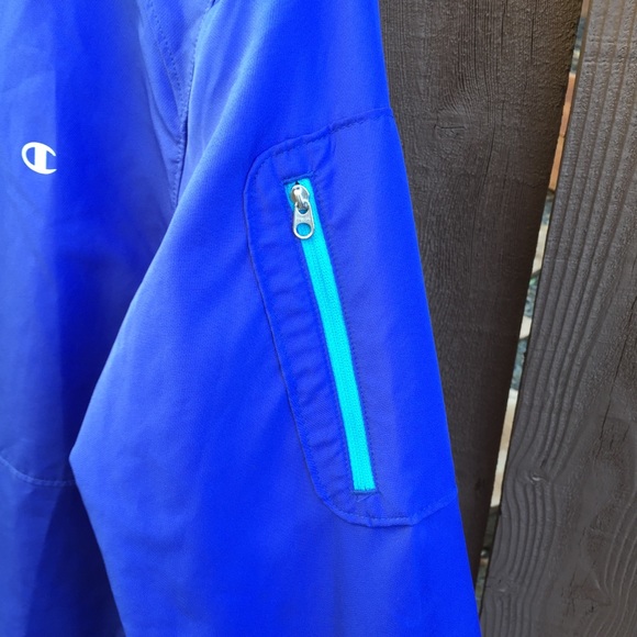 Perfect Condition Champion Jacket - Picture 7 of 7